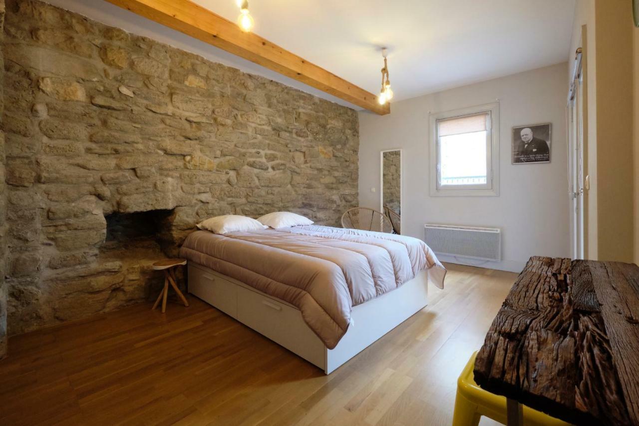 Mélina - appartement dans les remparts de la Bastide avec parking et terrasse Carcasona Exterior foto