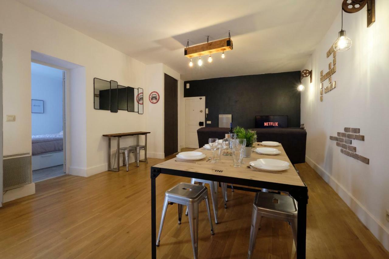 Mélina - appartement dans les remparts de la Bastide avec parking et terrasse Carcasona Exterior foto